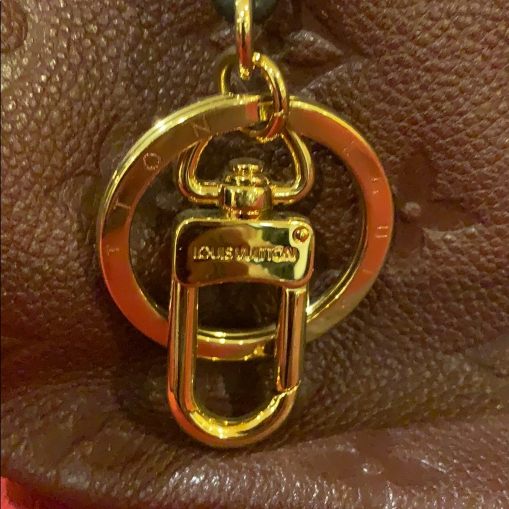 LV Artsy MM Monogram Leather Hobo - Picture 3 of 7
